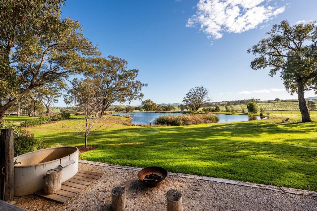 evamor valley tent view merindah